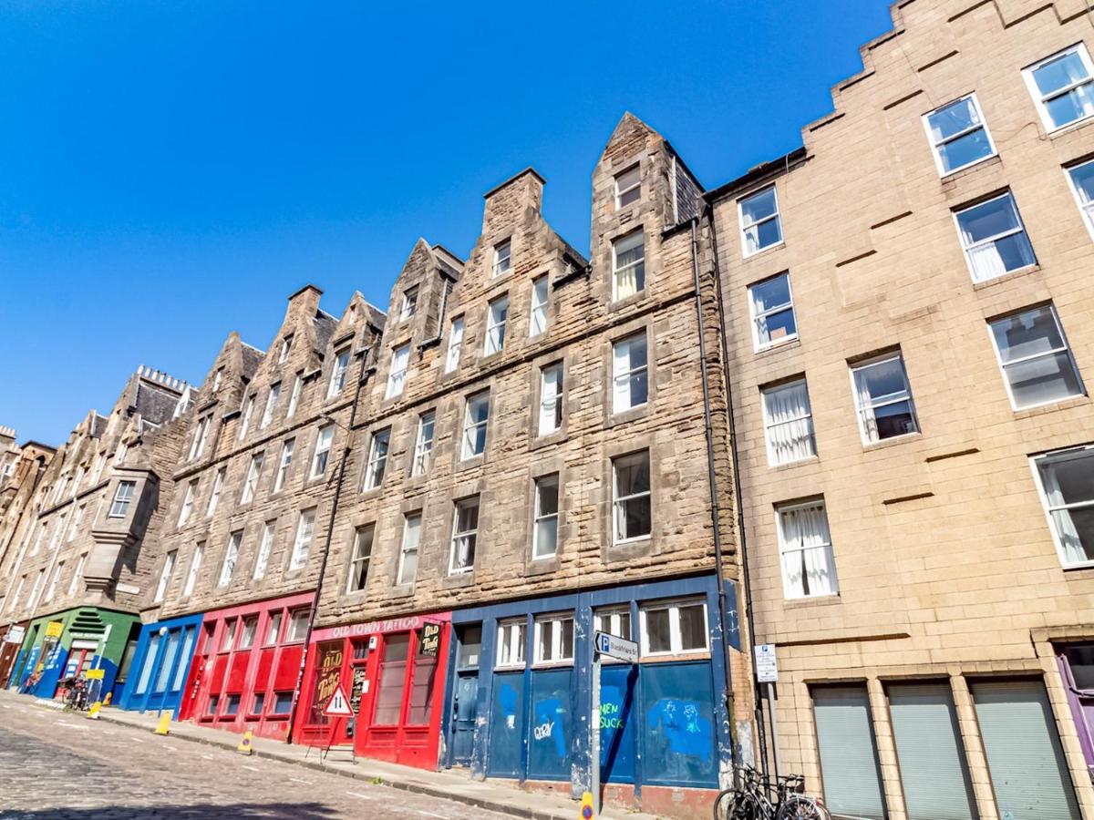 Pass The Keys Spacious And Homely Flat On The Royal Mile 에든버러 외부 사진