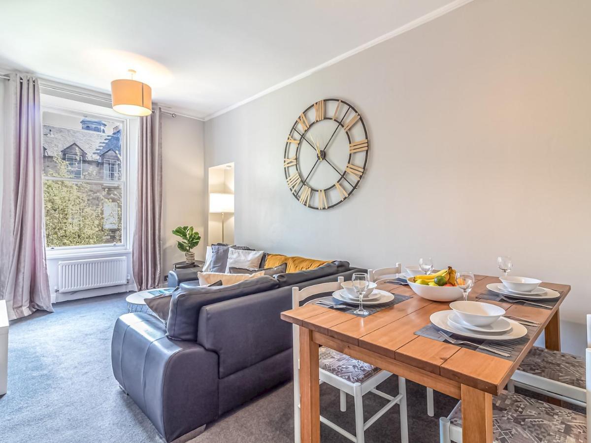 Pass The Keys Spacious And Homely Flat On The Royal Mile 에든버러 외부 사진